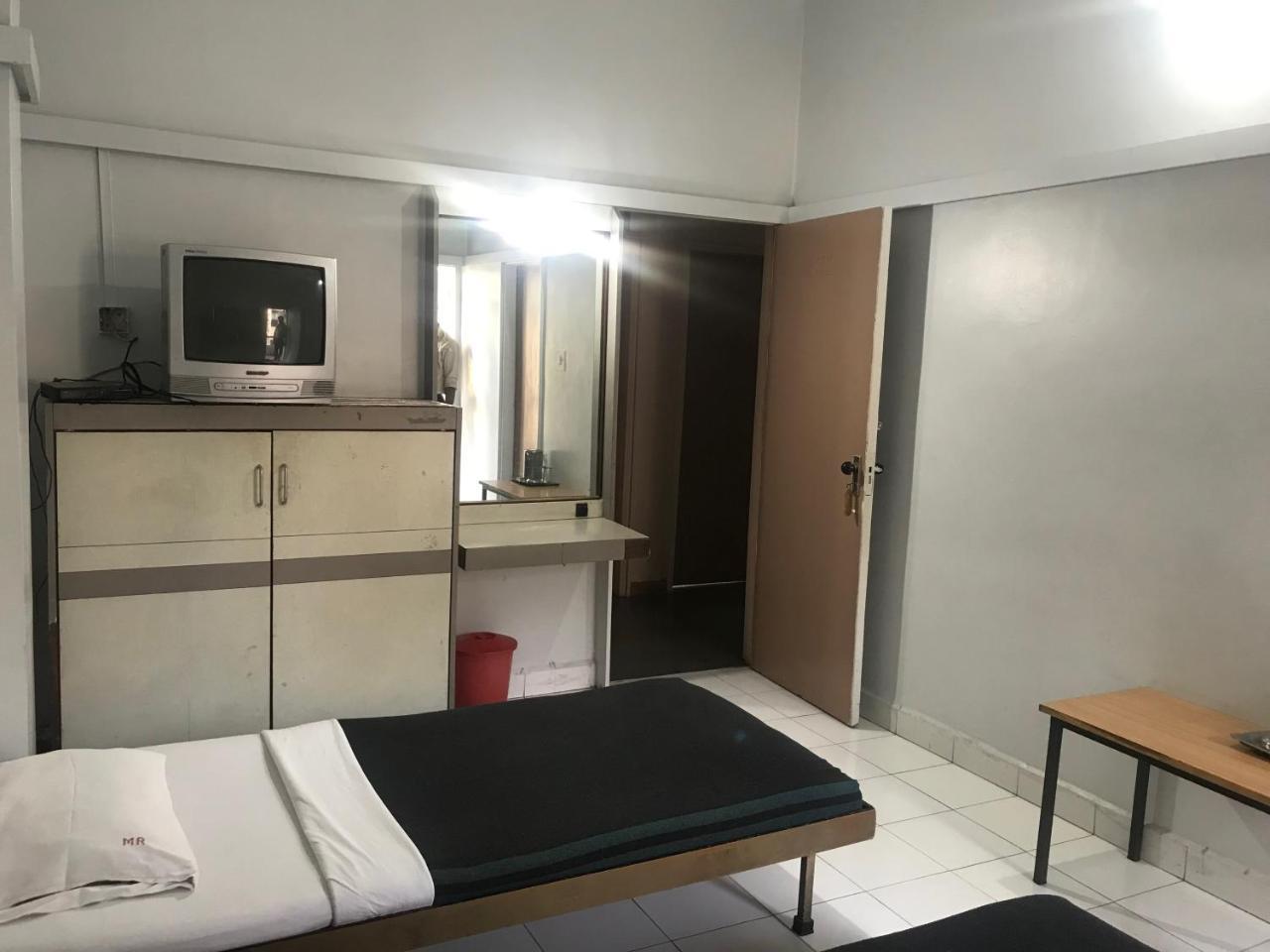 فندق Maurya Residency بونة المظهر الخارجي الصورة
